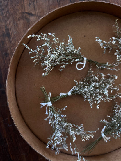 Dry Oat Bunch